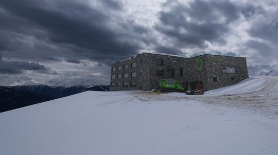 Hotel Chetzeron im Skigebiet von Crans Montana.